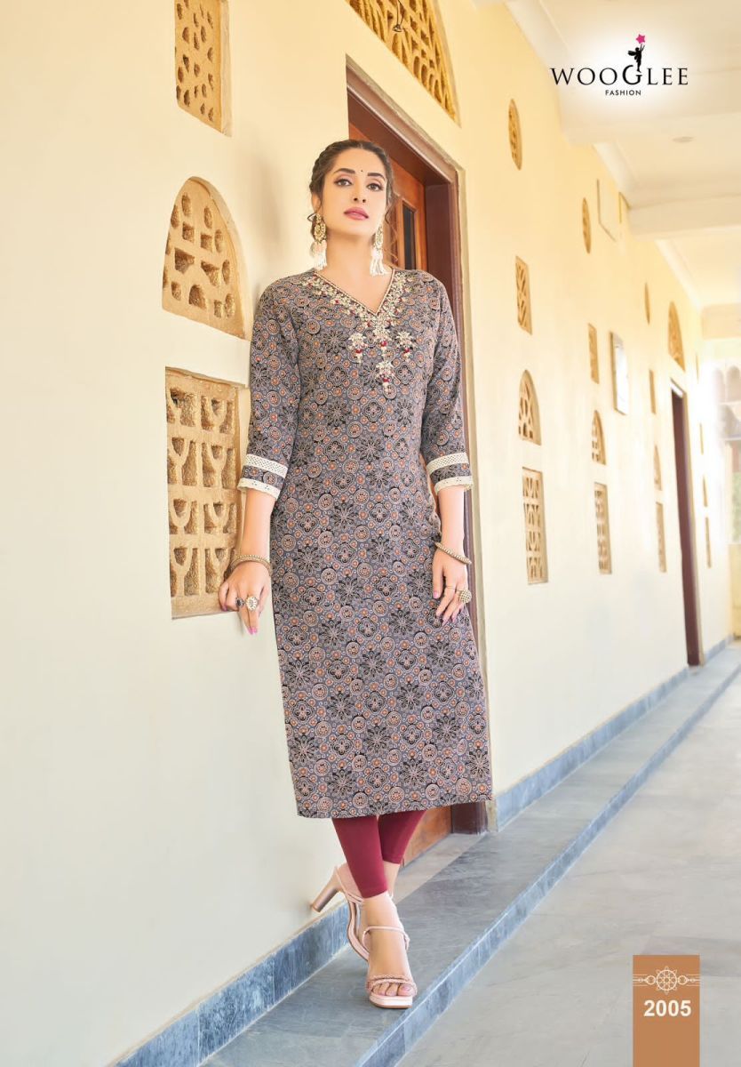 WOOGLEE-RUTIKA-RAYON-EMBROIDERY-KURTI-DISTRIBUTOR-IN-SURAT-3