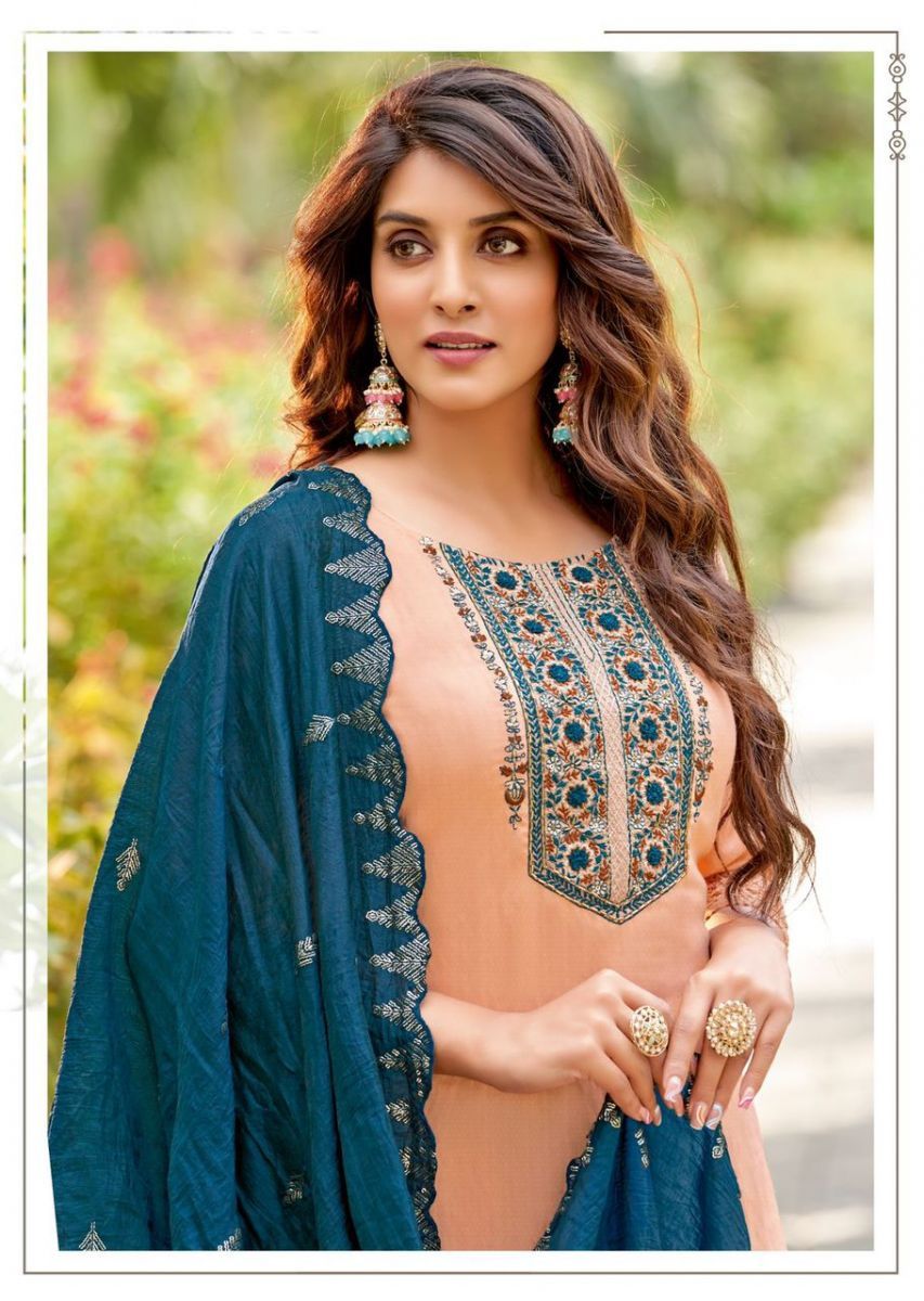 WOOGLEE-VARNEE-FANCY-TOP-PANT-WITH-DUPATTA-BY-MITTOO-17