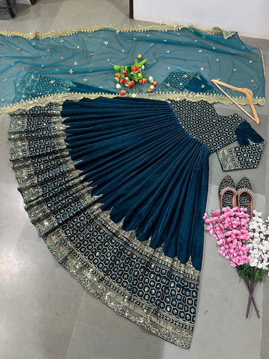 ZEEL-FASHION-ZF-340-C-DESIGNER-VELVET-GOWN-3