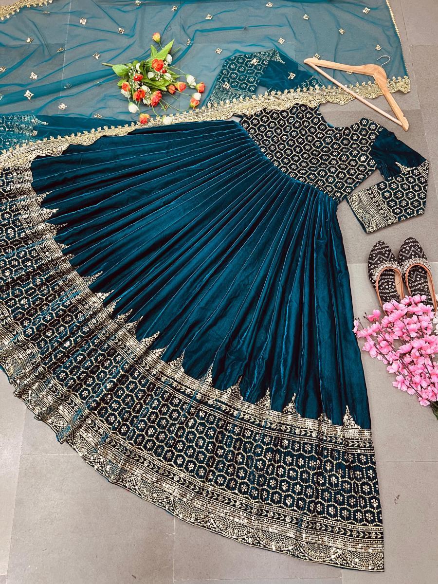 ZEEL-FASHION-ZF-340-C-DESIGNER-VELVET-GOWN-4