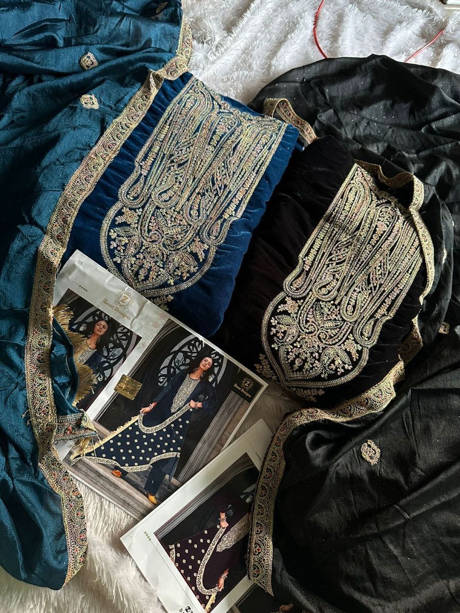 ZIAAZ-DESIGNS-369-A-VELVET-PAKISTANI-SUITS-3