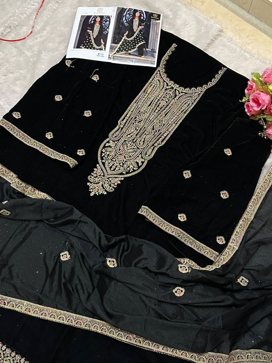 ZIAAZ-DESIGNS-369-B-VELVET-PAKISTANI-SUITS-2