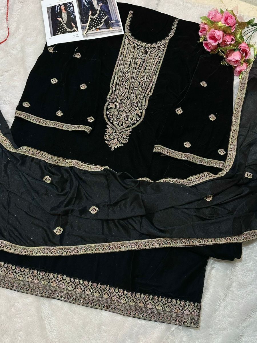 ZIAAZ-DESIGNS-369-B-VELVET-PAKISTANI-SUITS-3