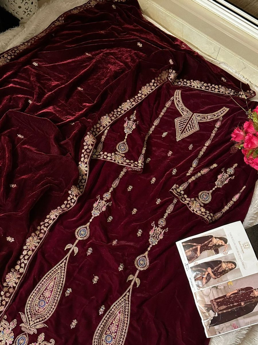 ZIAAZ-DESIGNS-395-A-VELVET-PAKISTANI-SUITS-2