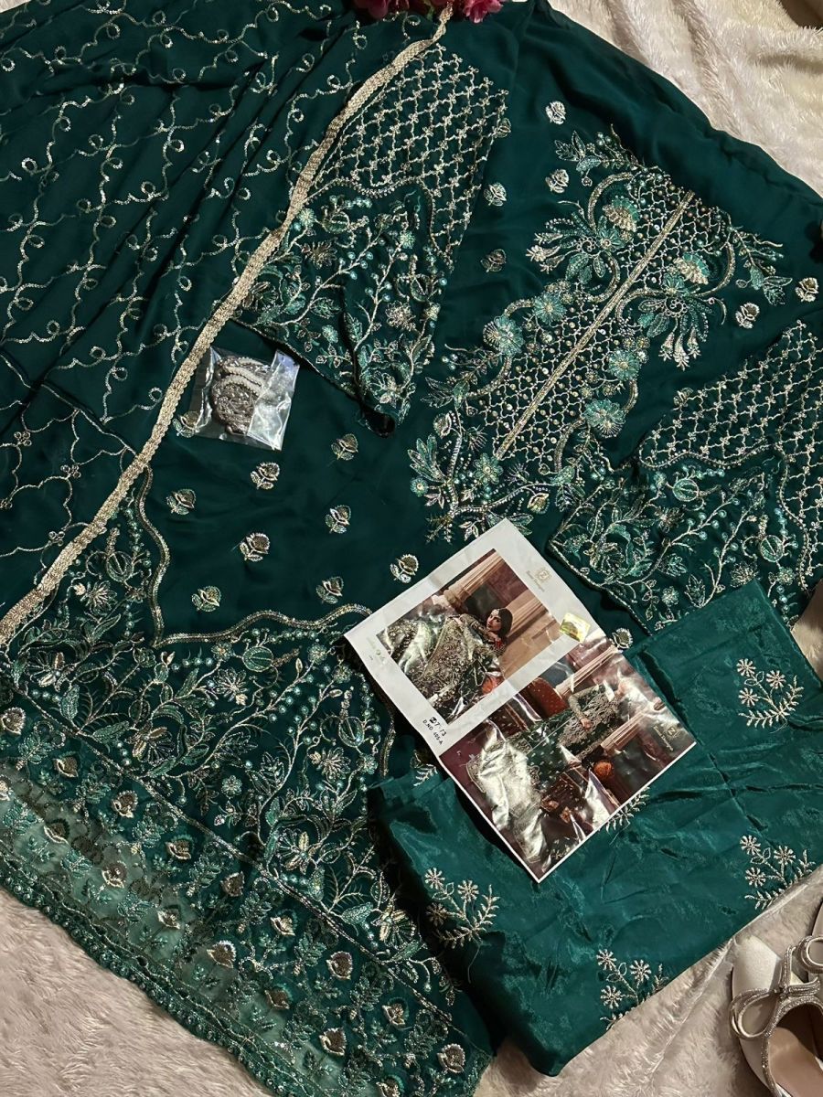 ZIAAZ-DESIGNS-405-A-PAKISTANI-SALWAR-SUITS-3