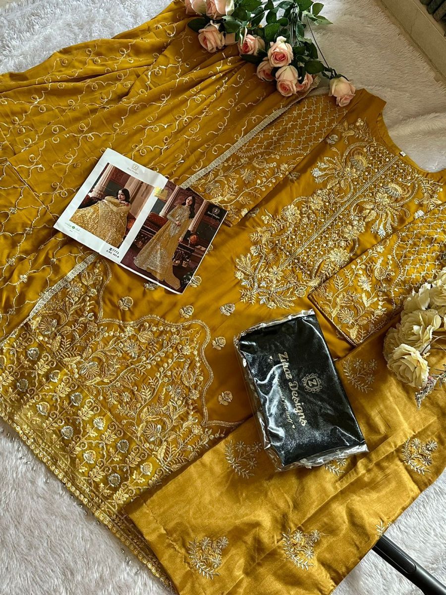 ZIAAZ-DESIGNS-405-B-PAKISTANI-SUITS-3