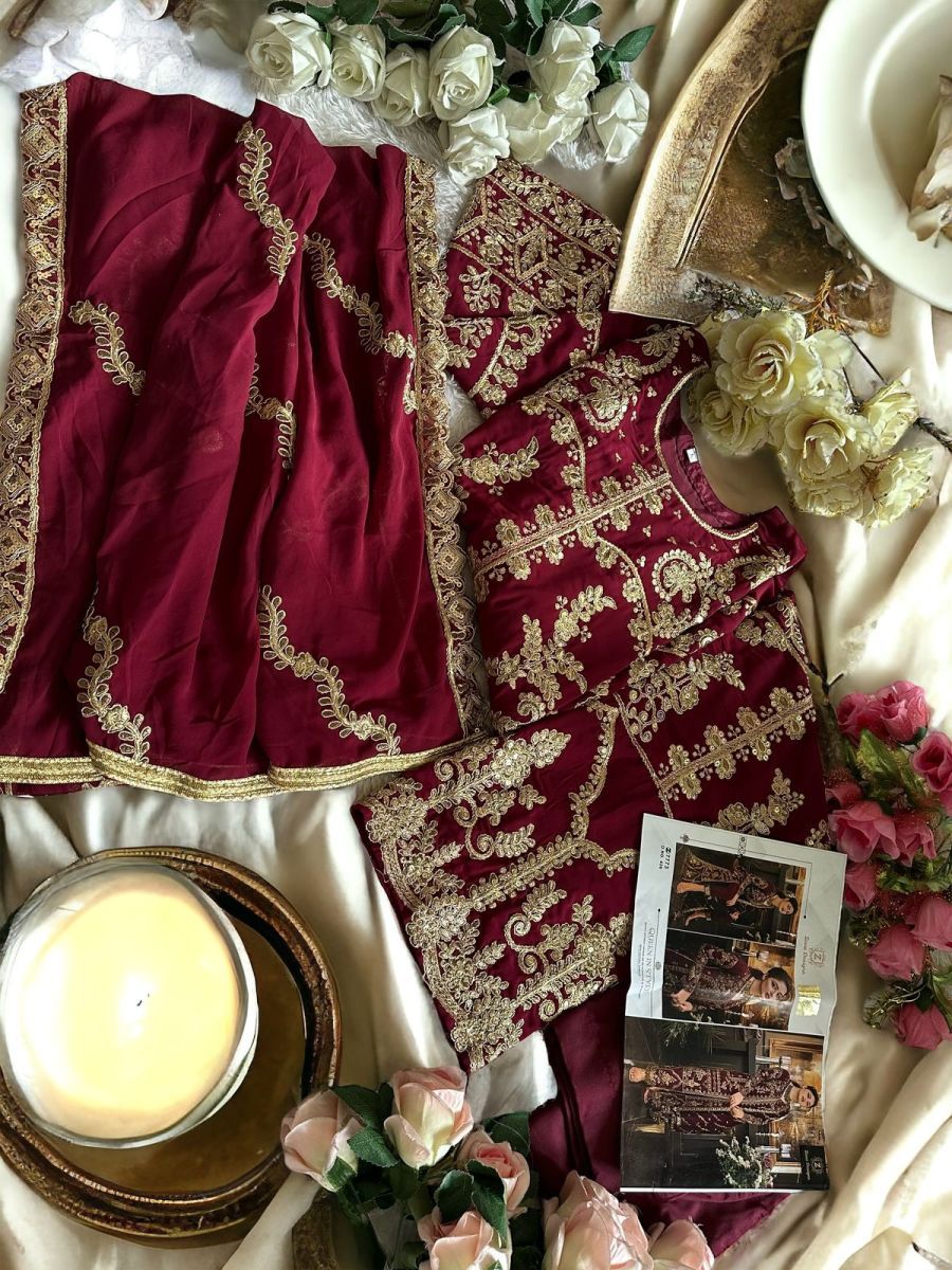 ZIAAZ-DESIGNS-426-PAKISTANI-SUITS-IN-INDIA-2