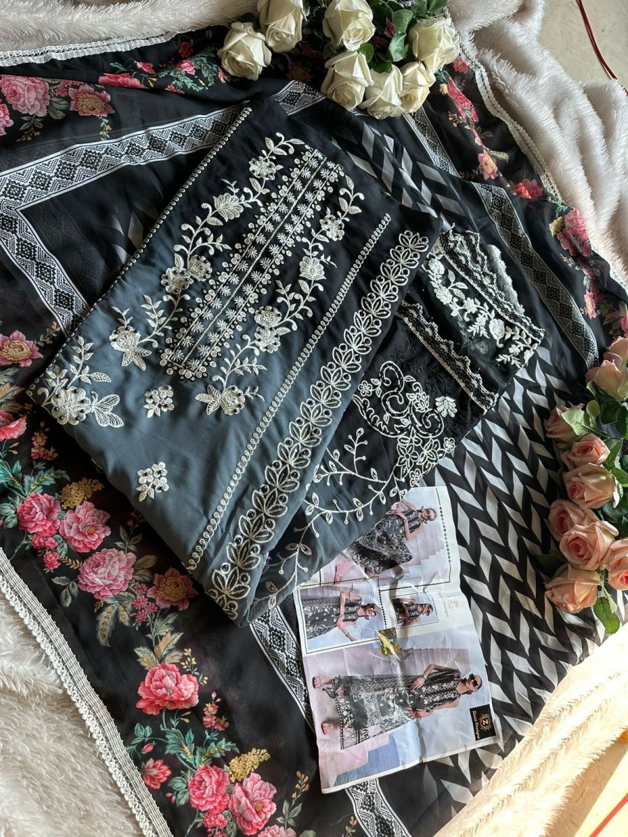 ZIAAZ-DESIGNS-495-A-PAKISTANI-SUITS-IN-INDIA-2