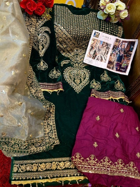 ZIAAZ-DESIGNS-MARIA-B-VELVET-VOL-1-PAKISTANI-VELVET-SUITS-FOR-WINTERS-13
