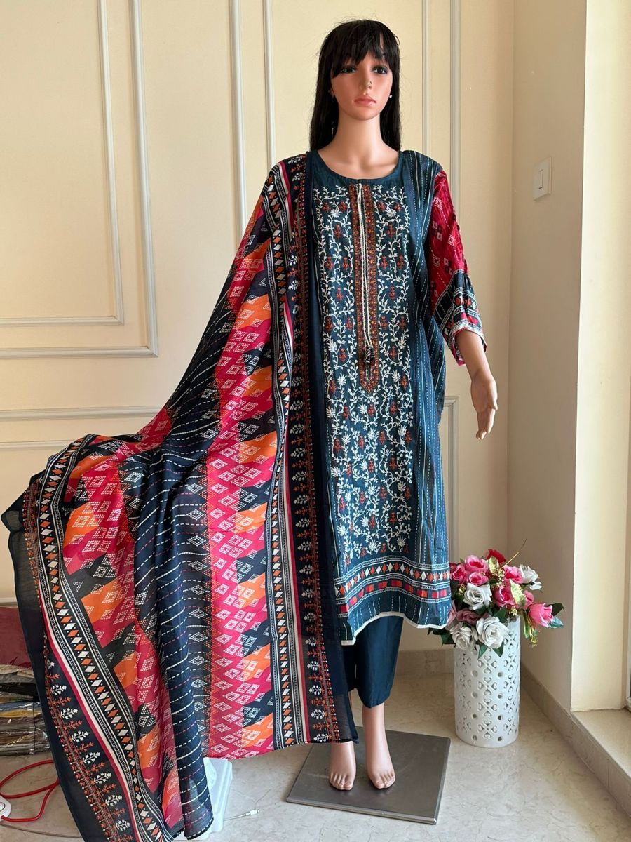 ZIAAZ-DESIGNS-RM-13-AALIYA-VOL-9-READYMADE-SUITS-2