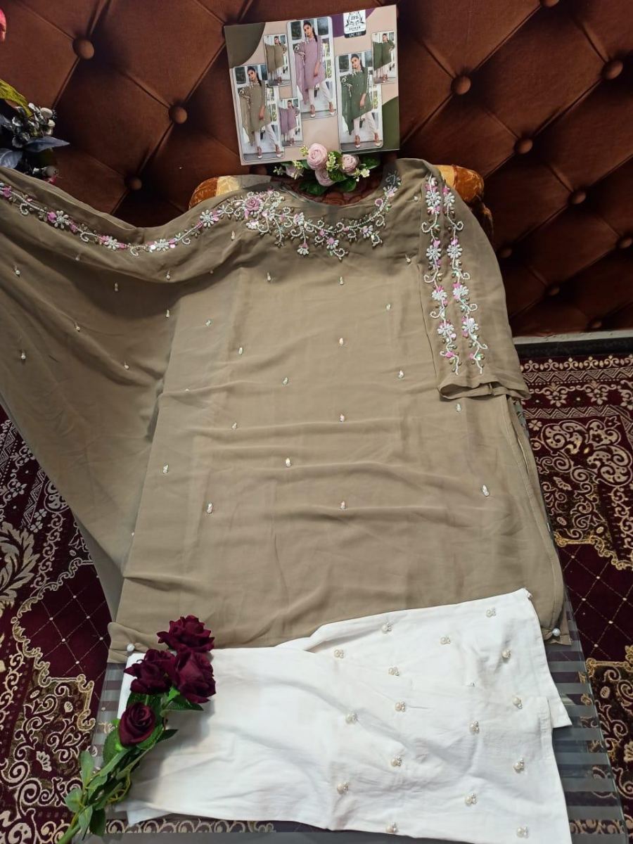 ZINAB-FASHION-LUXUREY-PREET-COLLECTION-LPC-101-TOP-WITH-PANT-WHOLESALE-6